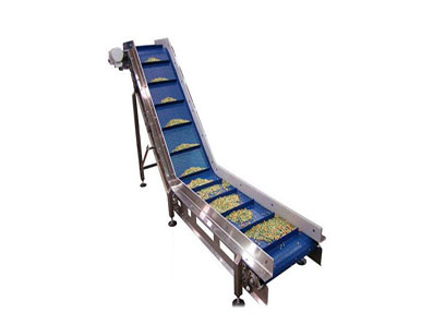 Bulk material conveyor