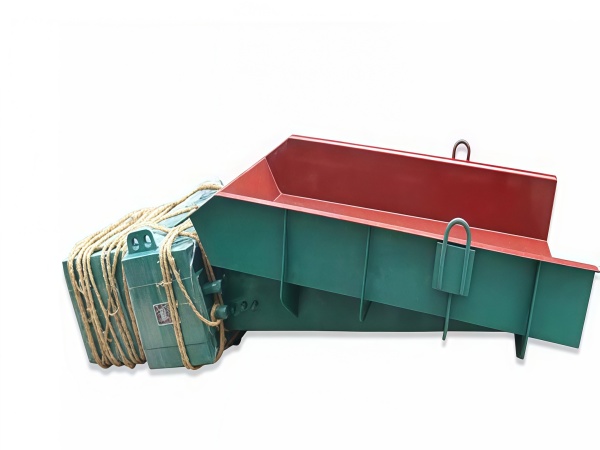 Industrial vibrating feeder