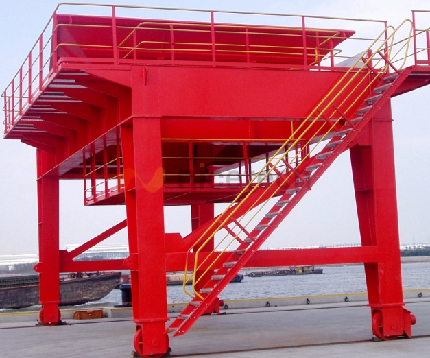 Hopper For Truck Loading