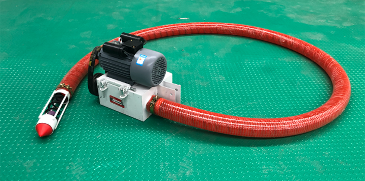 Aggregate hose screw conveyor