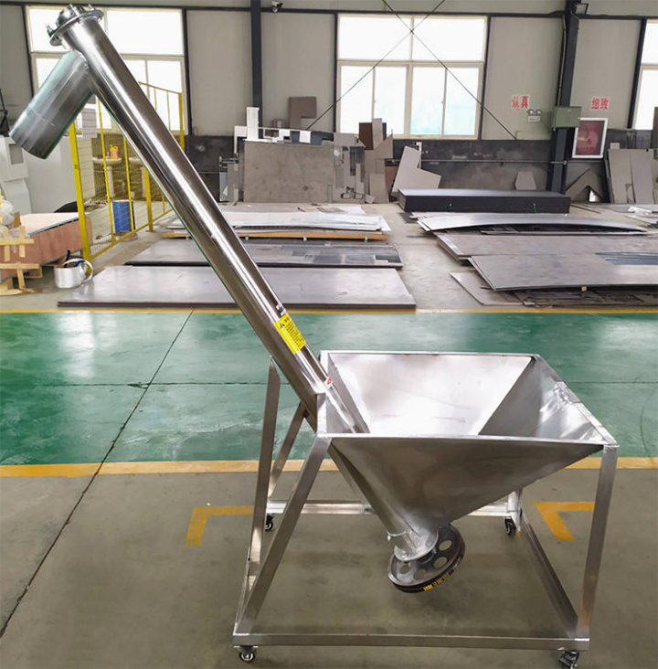 Chemical powder screw conveyor